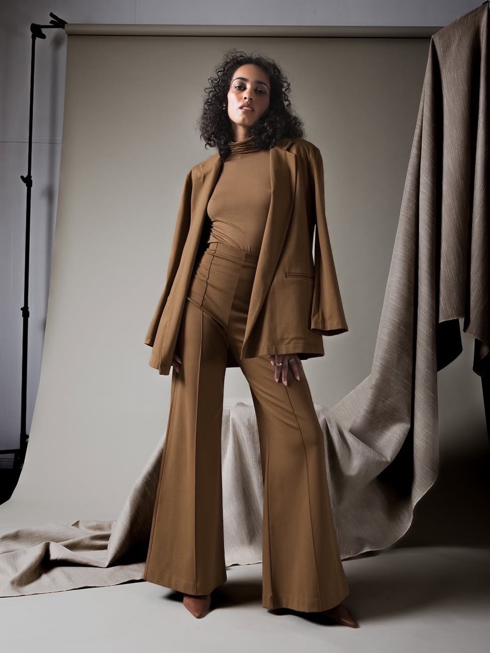 RIPLEY RADER PONTE KNIT LONG WIDE LEG PANT